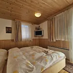 Renu Chalet